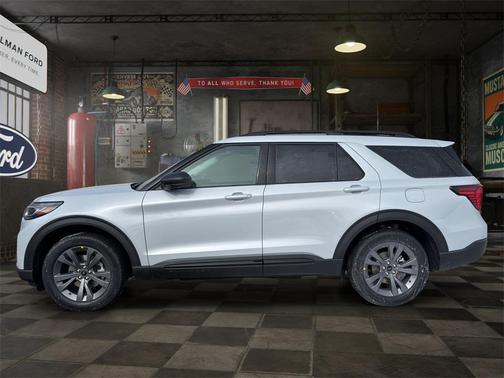 2026 Ford Explorer Active w/200A Pkg