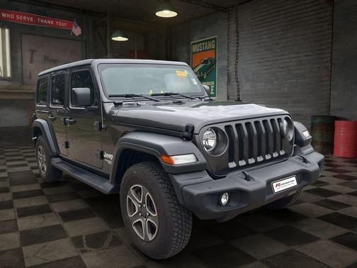 Granite Crystal Metallic Clearcoat 2021 Jeep Wrangler Unlimited Sport