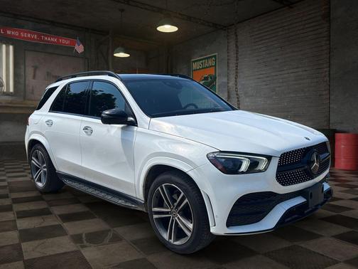 White 2022 Mercedes-Benz GLE 350 4MATIC
