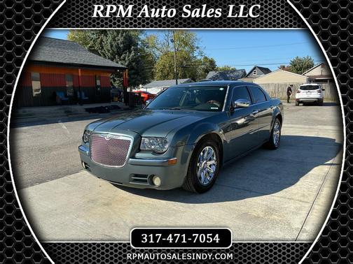 2005 Chrysler 300C Base
