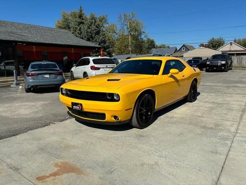 2018 Dodge Challenger SXT