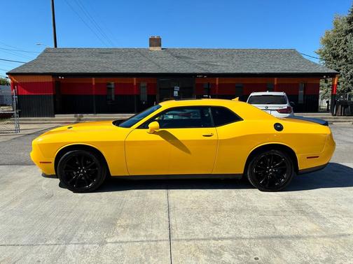 2018 Dodge Challenger SXT