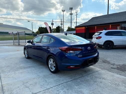 2020 Hyundai ELANTRA Limited