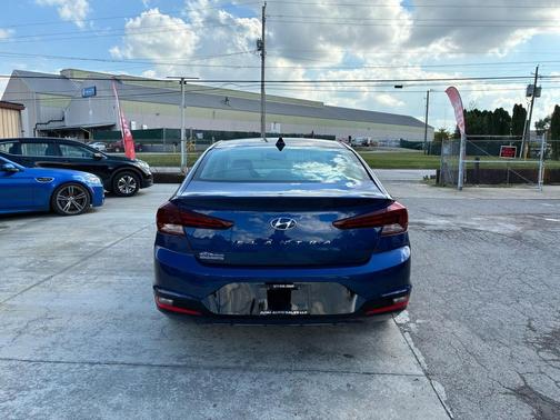 2020 Hyundai ELANTRA Limited