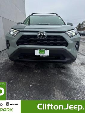 2023 Toyota RAV4 XLE Premium