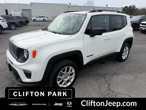 Alpine White Clearcoat 2023 Jeep Renegade Latitude