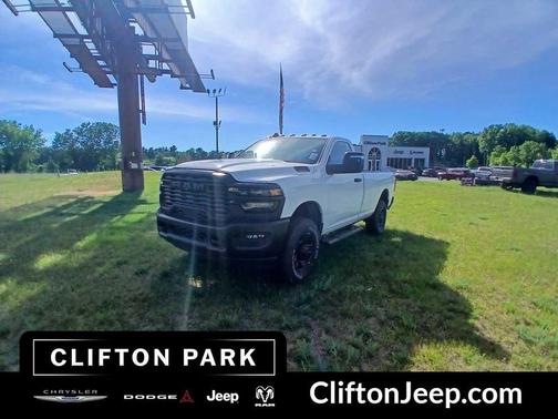 Bright White Clear-Coat Exterior Paint 2026 RAM 2500 Tradesman Regular Cab 4x4 8' Box