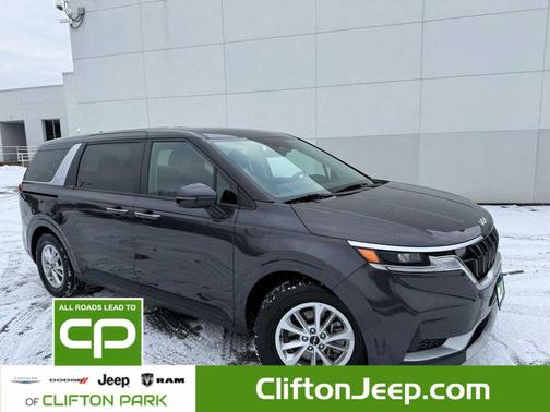 2024 Kia Carnival LX