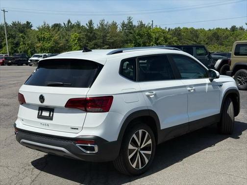 2022 Volkswagen Taos 1.5T SE