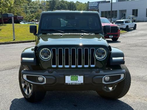 2023 Jeep Wrangler 4-Door Sahara 4x4