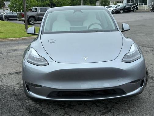 2024 Tesla Model Y Long Range Dual Motor All-Wheel Drive