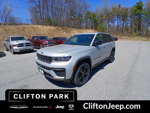 Silver Zynith Exterior Paint 2026 Jeep Grand Cherokee Limited