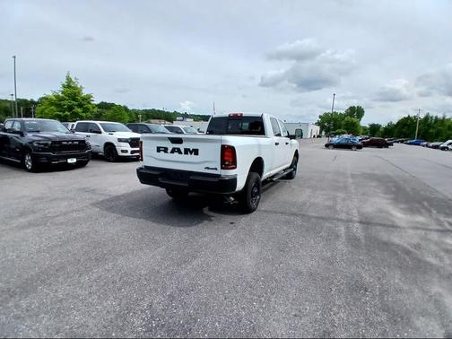 Bright White Clear-Coat Exterior Paint 2026 RAM 2500 Tradesman