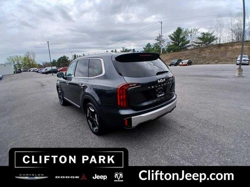 Gravity Gray 2024 Kia Telluride S