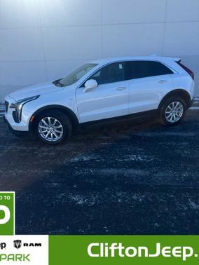 2022 Cadillac XT4 Luxury