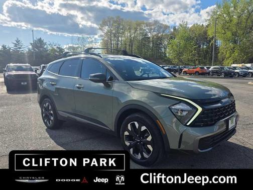 Jungle Green 2023 Kia Sportage Plug-In Hybrid X-Line