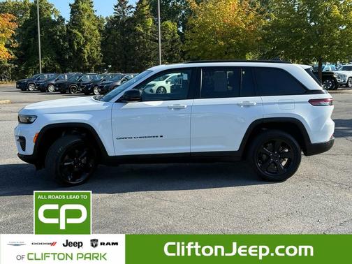 2023 Jeep Grand Cherokee Altitude