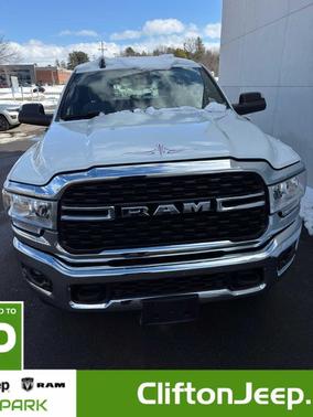 2022 RAM 2500 Big Horn Crew Cab 4x4 6'4' Box