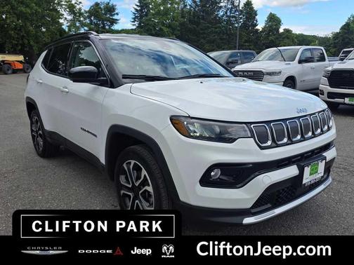 Bright White Clearcoat 2022 Jeep Compass Limited