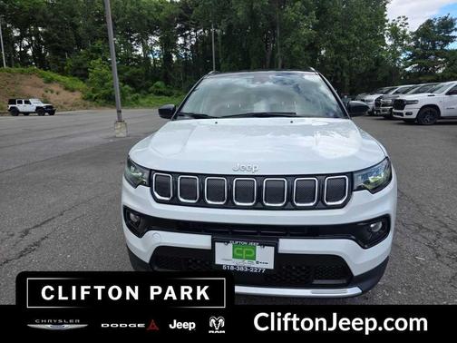 Bright White Clearcoat 2022 Jeep Compass Limited