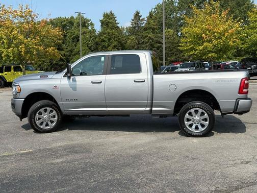 2022 RAM 2500 Big Horn Crew Cab 4x4 6'4' Box