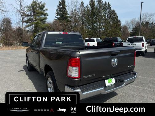 Granite Crystal Metallic Clearcoat 2022 RAM 1500 Big Horn/Lone Star
