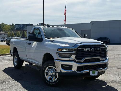 2025 RAM 2500 Tradesman Regular Cab 4x4 8' Box