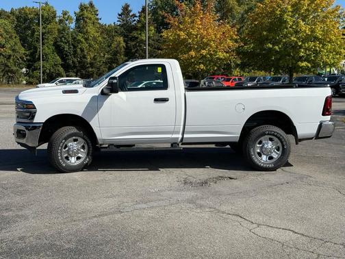 2025 RAM 2500 Tradesman Regular Cab 4x4 8' Box