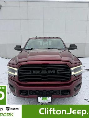 2022 RAM 2500 Laramie Crew Cab 4x4 6'4' Box