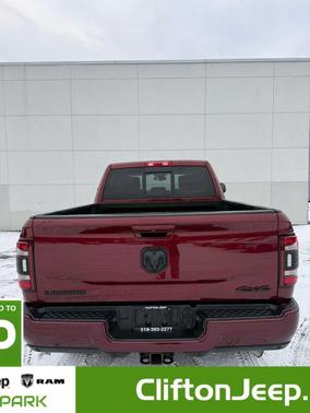 2022 RAM 2500 Laramie Crew Cab 4x4 6'4' Box