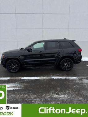 2021 Jeep Grand Cherokee Laredo