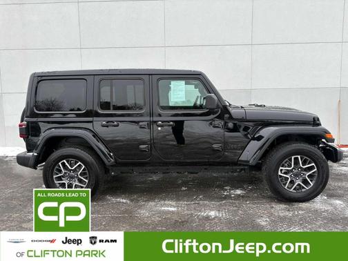 2025 Jeep Wrangler 4-Door Sahara 4x4