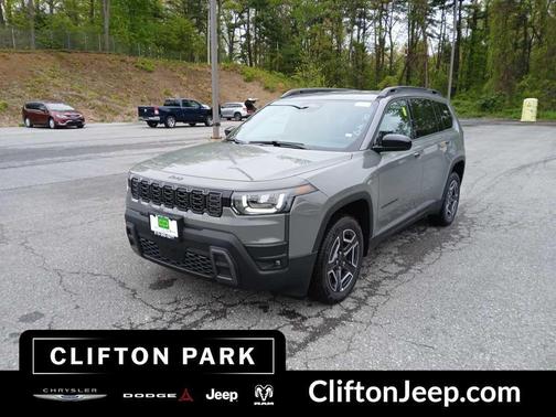Sting-Gray Clear-Coat Exterior Paint 2026 Jeep Cherokee Laredo