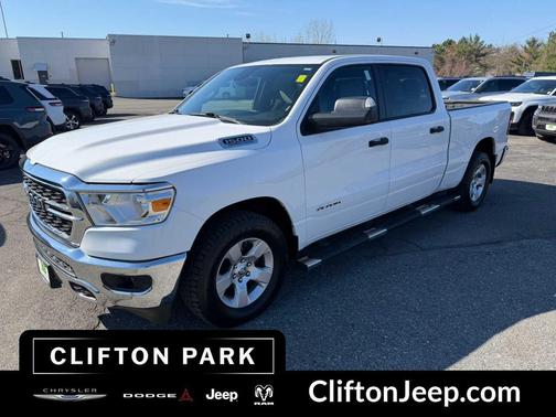 Bright White Clearcoat 2023 RAM 1500 Big Horn/Lone Star
