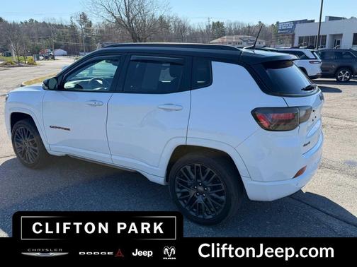 Bright White Clearcoat 2023 Jeep Compass High Altitude