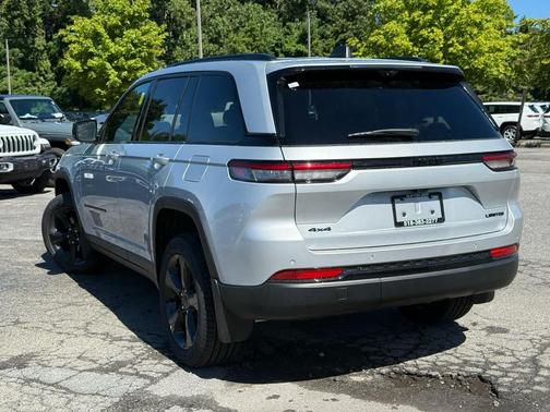 2025 Jeep Grand Cherokee Limited X