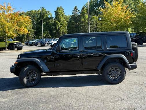 Black Clear-Coat Exterior Paint 2025 Jeep Wrangler Sport S