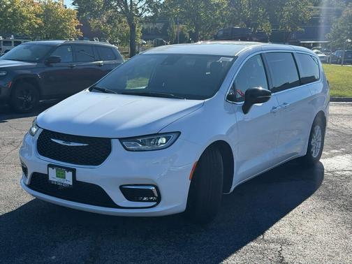 2026 Chrysler Pacifica L