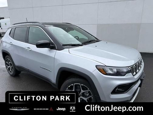 Silver Zynith Metallic Clear-Coat Exterior Paint 2026 Jeep Compass Limited