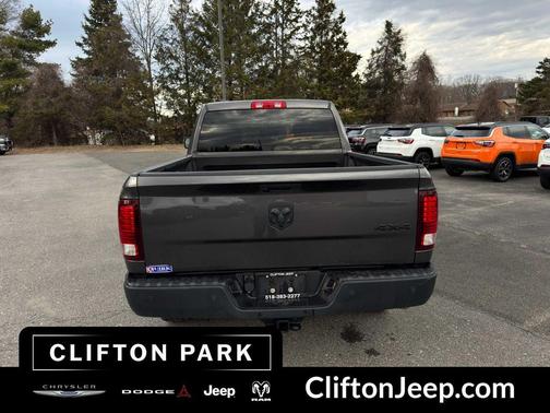 2022 RAM 1500 Classic Warlock Quad Cab 4x4 6'4' Box