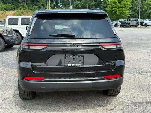 2023 Jeep Grand Cherokee Limited X