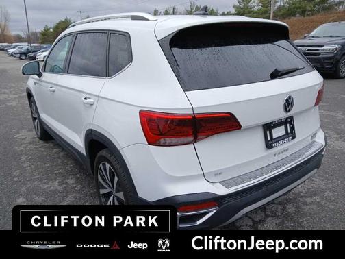 2023 Volkswagen Taos 1.5T SE