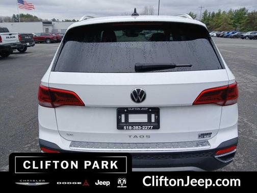 2023 Volkswagen Taos 1.5T SE