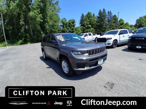 Baltic Gray Metallic Clearcoat 2025 Jeep Grand Cherokee L Laredo