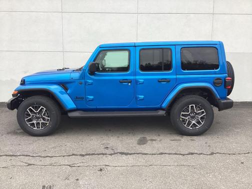 2026 Jeep Wrangler 4-Door Sahara 4x4