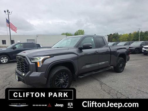 Magnetic Gray Metallic 2022 Toyota Tundra SR5