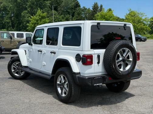 2022 Jeep Wrangler Unlimited Sahara
