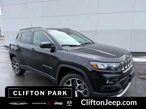 Diamond Black Crystal Pearl-Coat Exterior Paint 2026 Jeep Compass Limited