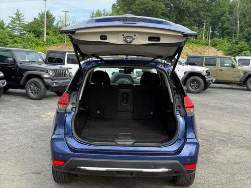 2020 Nissan Rogue SV