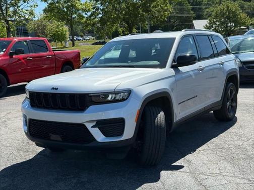 2023 Jeep Grand Cherokee Altitude